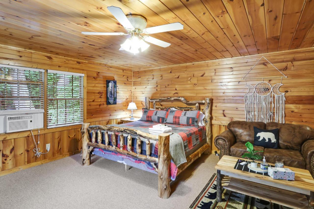 2 Separate Cabins Along A Peaceful Creek With Resort Amenities Ellijay Dış mekan fotoğraf